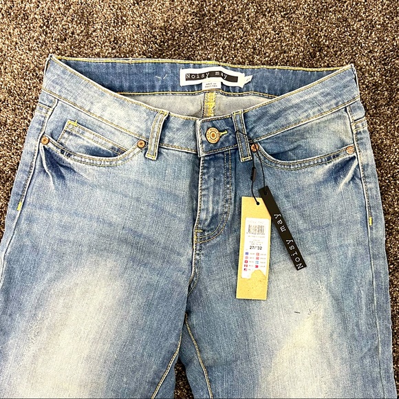 Noisy May Lucy Jeans - Picture 2 of 9